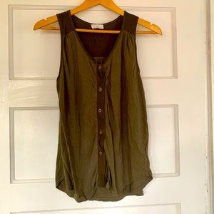 T. LA Anthropologie button up olive sleeveless shirt, size M